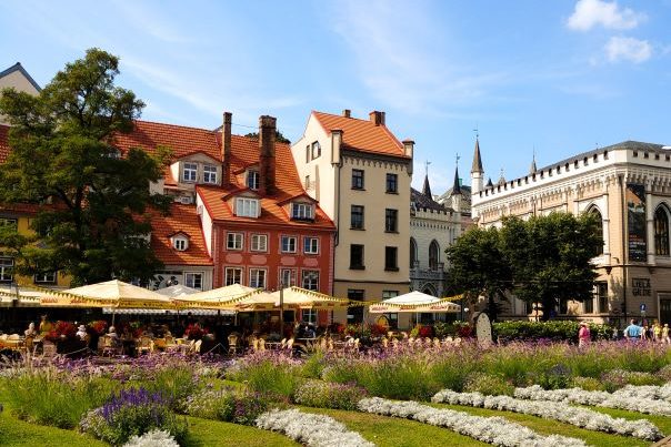 Square in Riga with cafes and people enjoying the summer